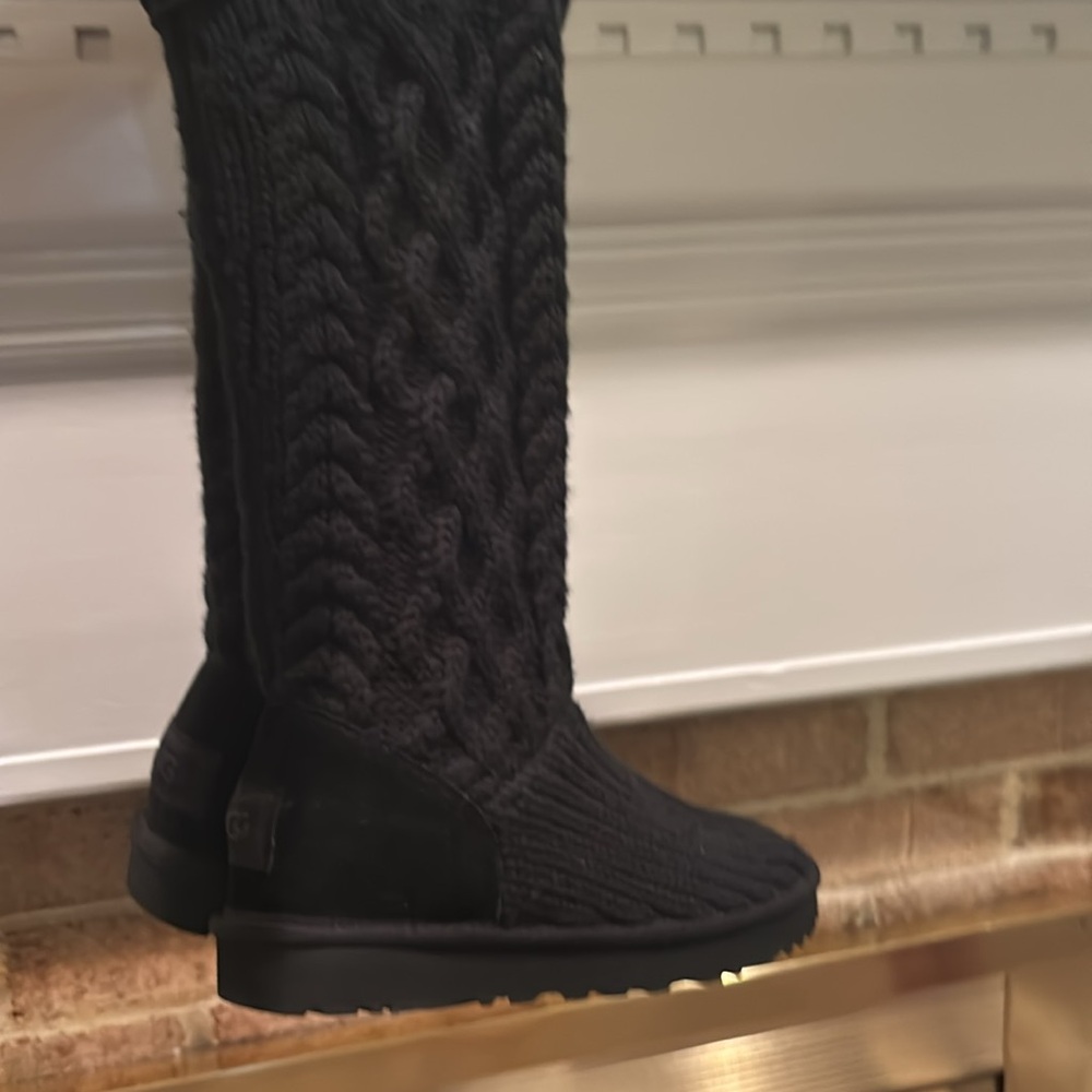 UGG Women's Classic Cardi Cabled Knit Boot